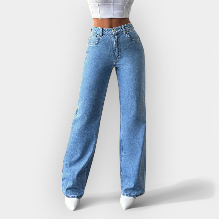 Mia - High jeans with a comfortable wide cut