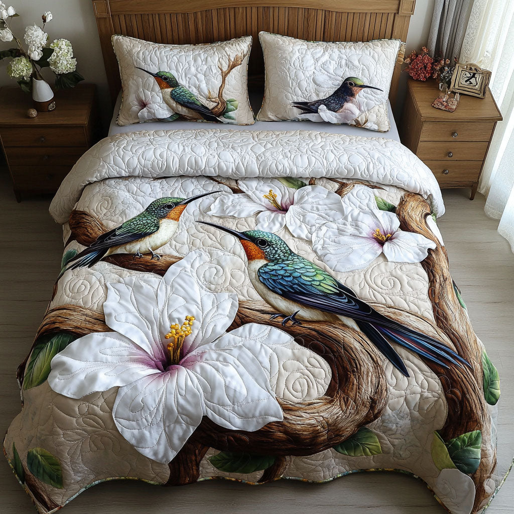 Hummingbird 3-Piece Quilted Bedding Set