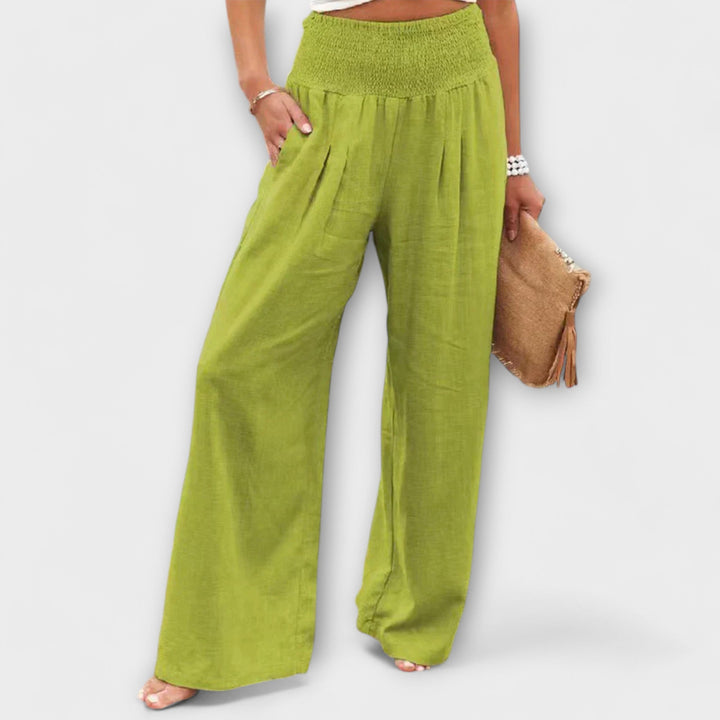 Light and elegant trousers