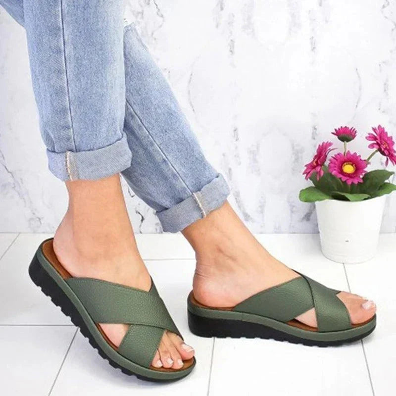 Women's Summer Platform Sandals with Crossed Straps