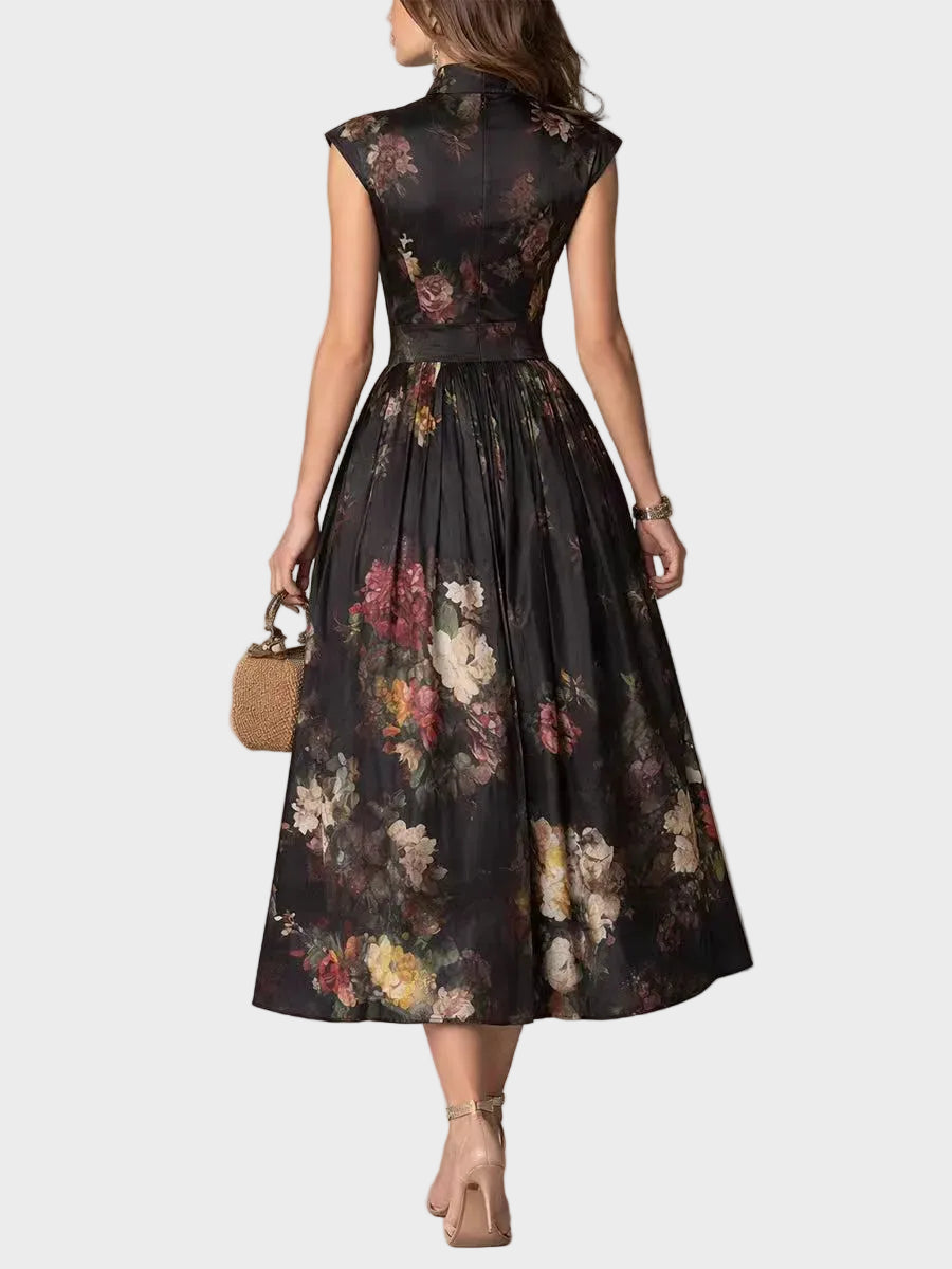 Elsa - Pleated midi dress with a floral pattern