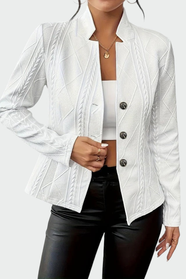 Adriana - A jacket in a timeless style