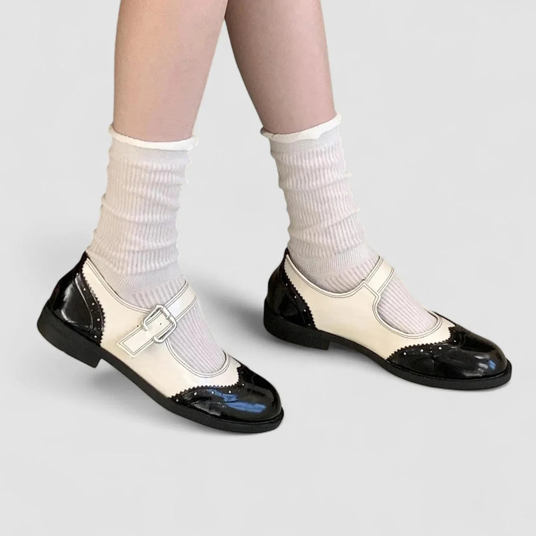 Lara Classic Shoes