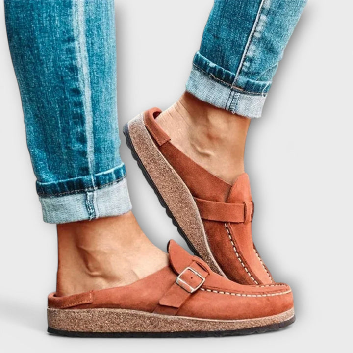 Julie - Women's orthopedic moccasins with a decorative clasp