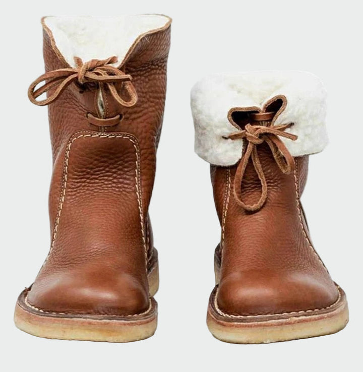 Valerie - Waterproof leather boots with wool lining