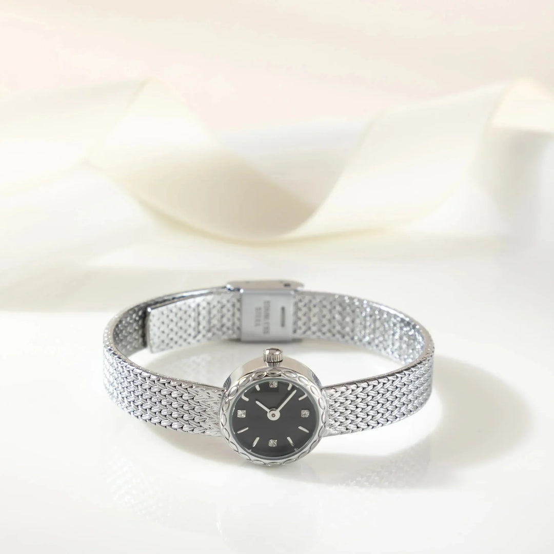 Sara - Minimalist Watch