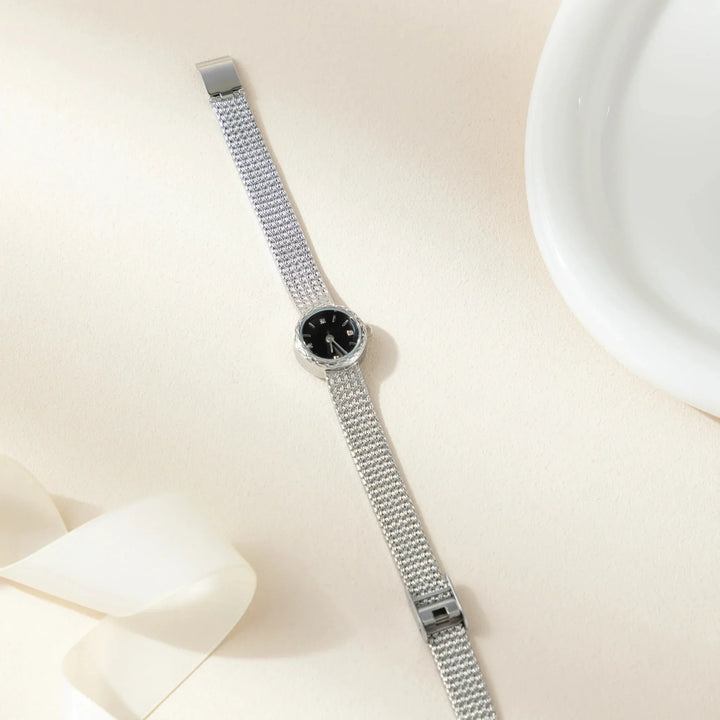 Sara - Minimalist Watch