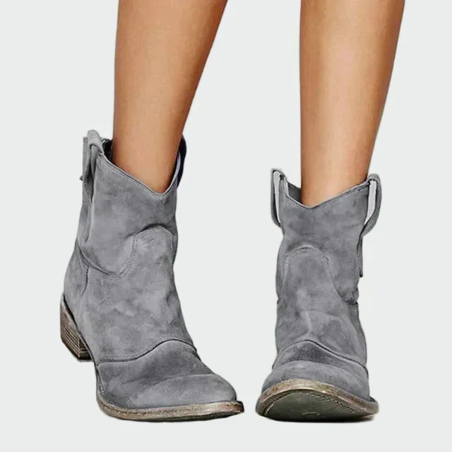 Sára - Retro cowboy style ankle boots