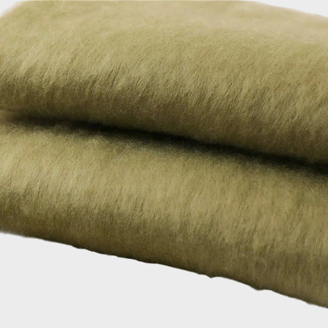 Helena – Luxurious Thick Winter Scarf