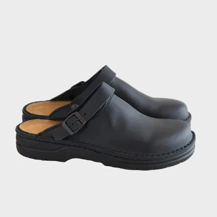 István - flip-flops providing comfort and support