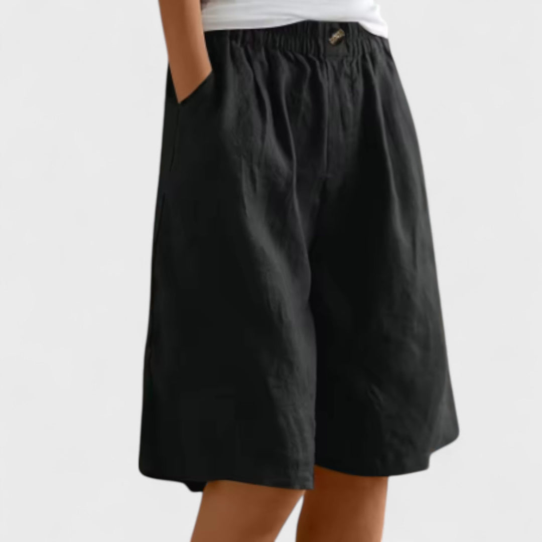 Šárka - Comfortable summer shorts