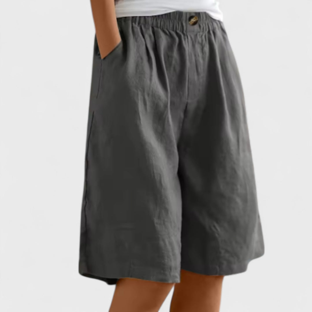Šárka - Comfortable summer shorts