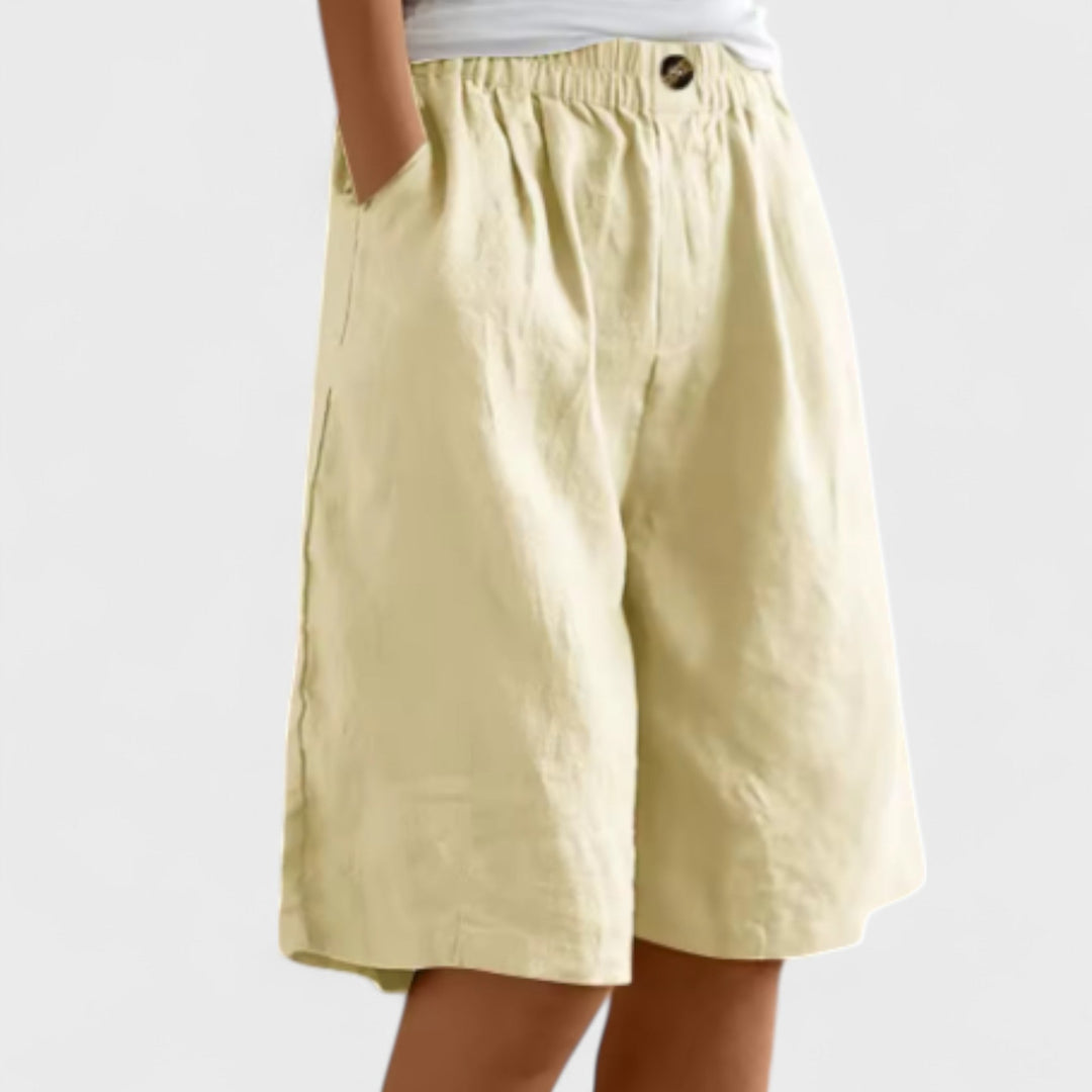 Šárka - Comfortable summer shorts