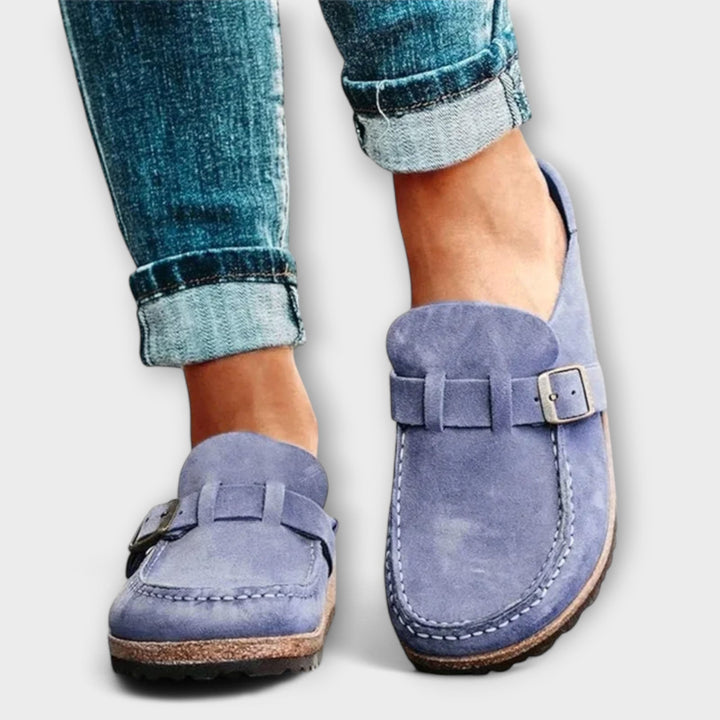 Julie - Women's orthopedic moccasins with a decorative clasp