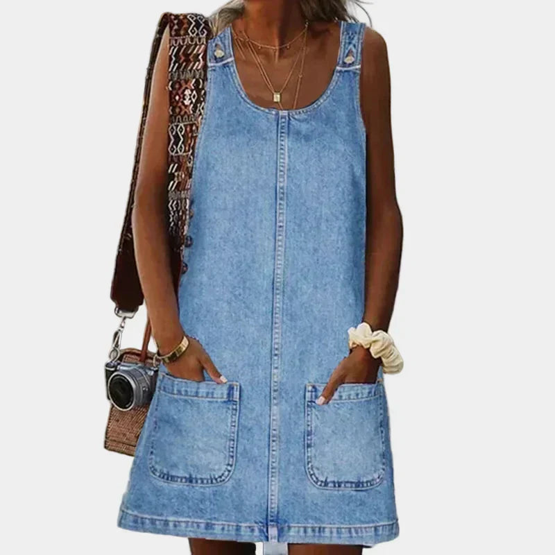 Karolína - Practical and light denim dress