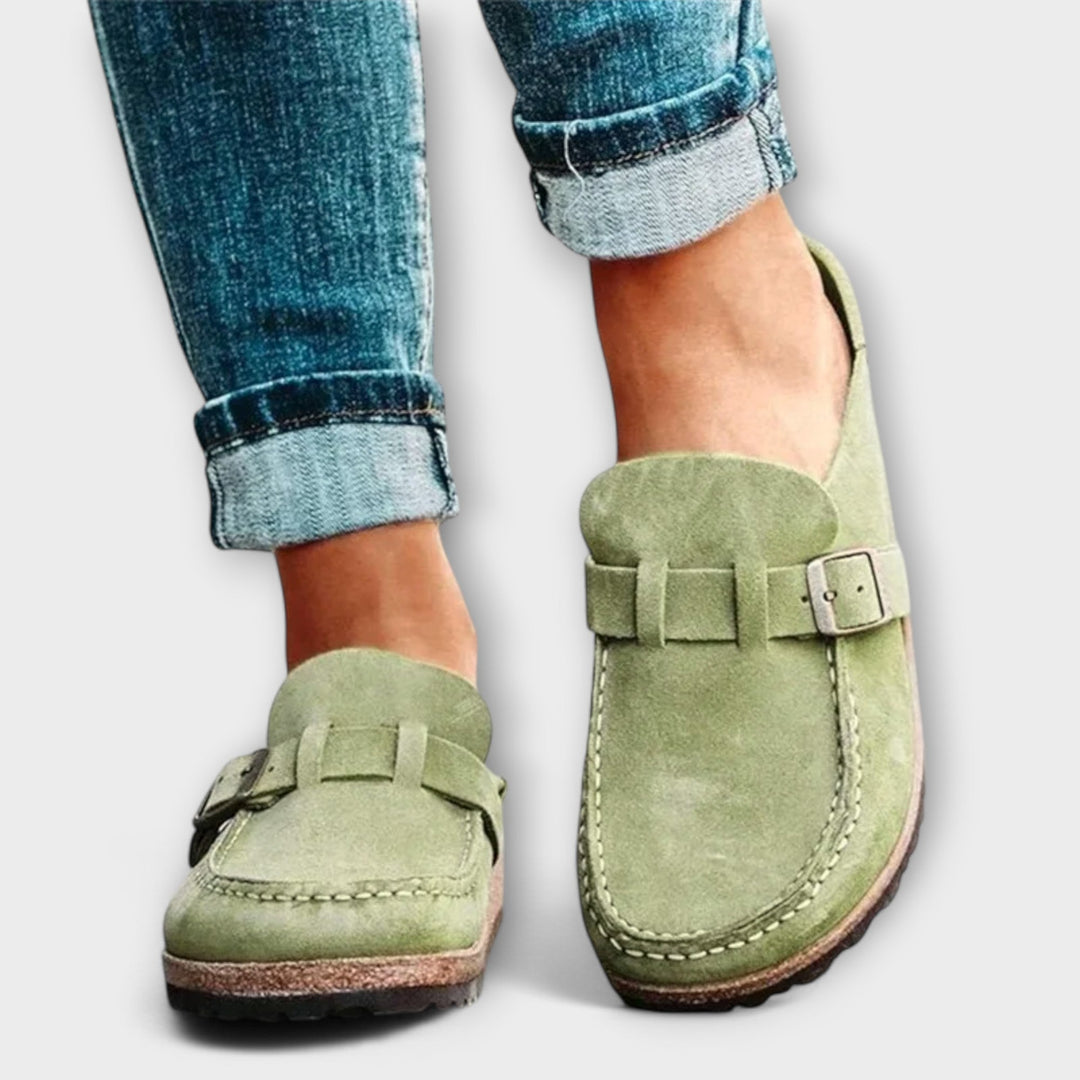 Julie - Women's orthopedic moccasins with a decorative clasp