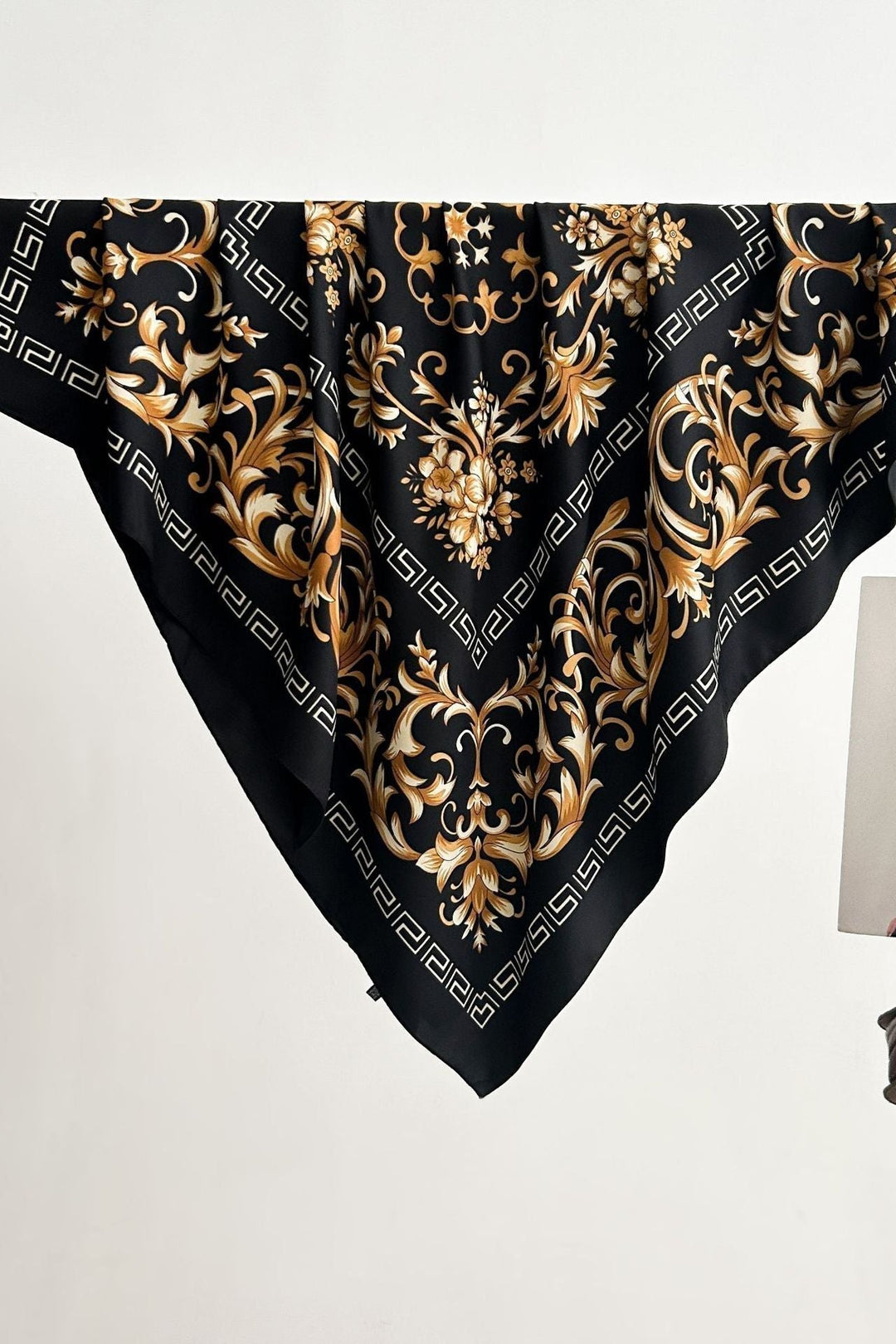 Thea - Silk Scarf