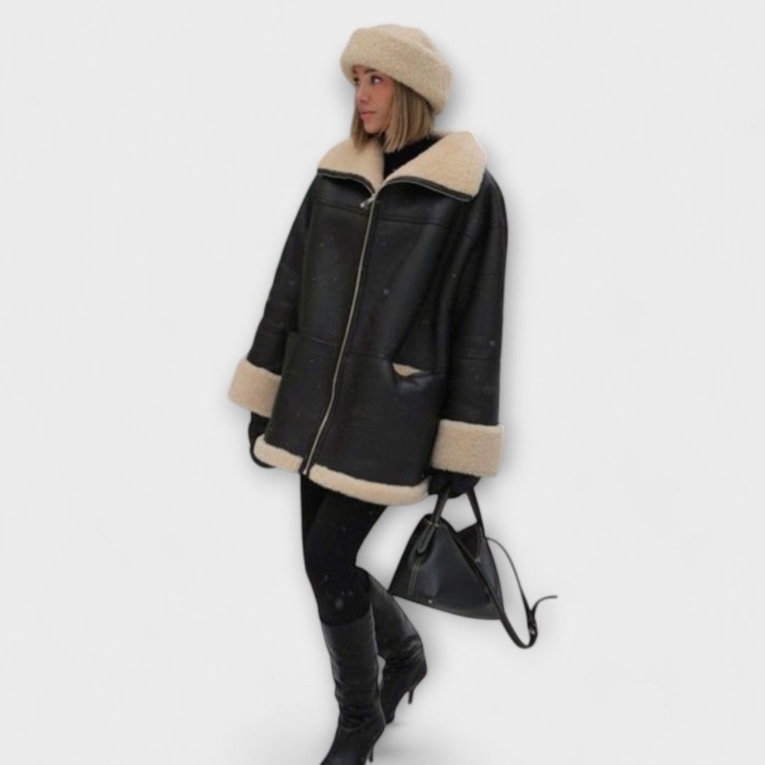 Vitória - Leather Coat