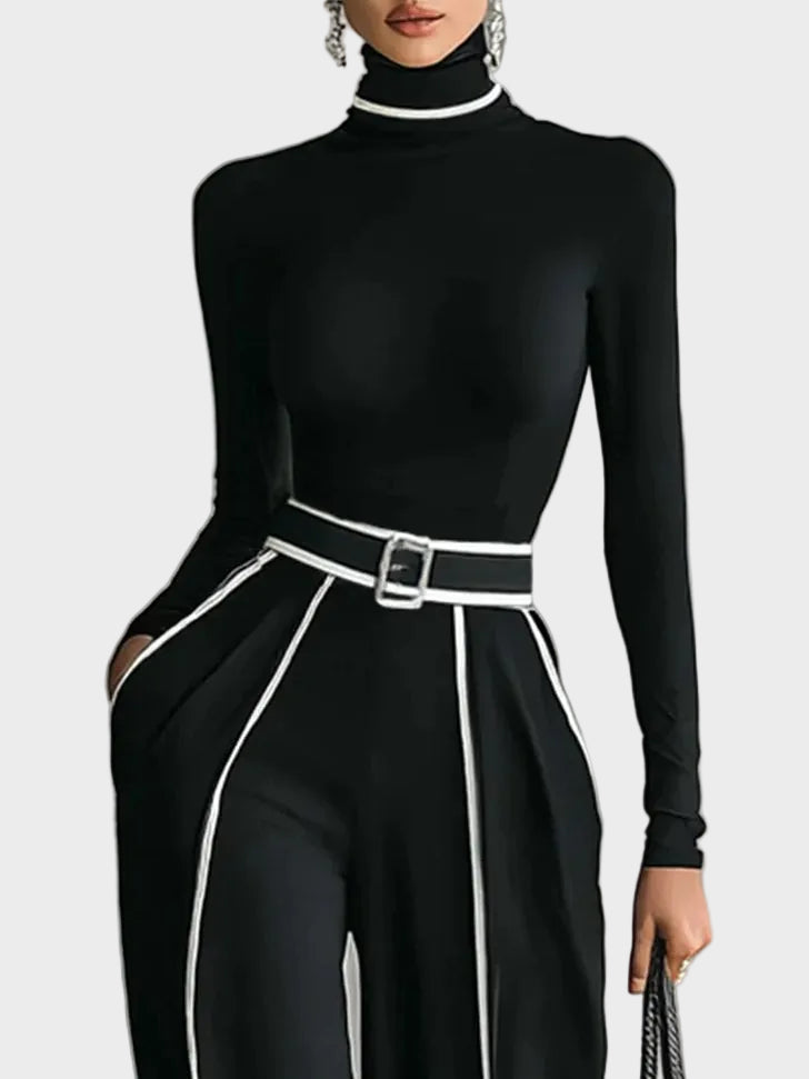 Loredana – an elegant set with trousers