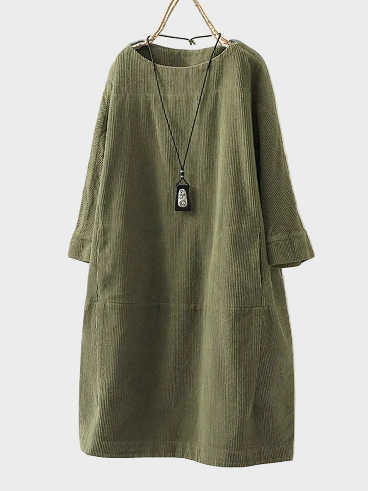 Ella - Midi made of delicate cord with a loose cut