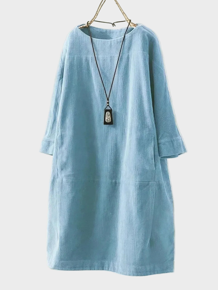Ella - Midi made of delicate cord with a loose cut