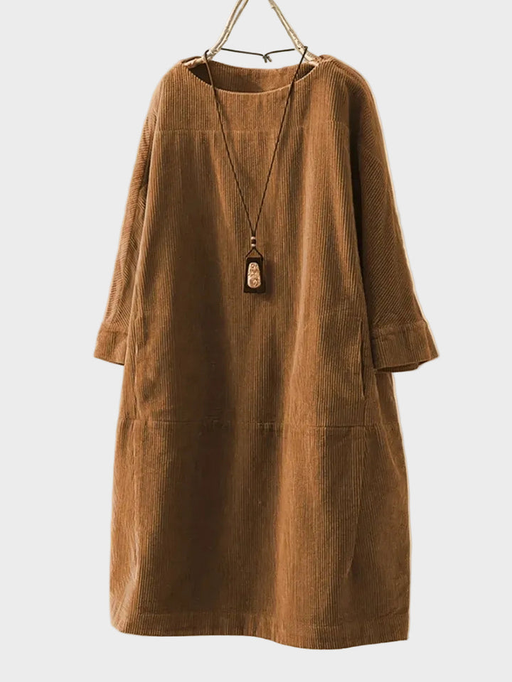 Ella - Midi made of delicate cord with a loose cut