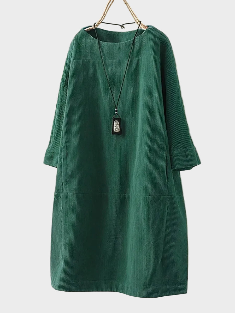 Ella - Midi made of delicate cord with a loose cut