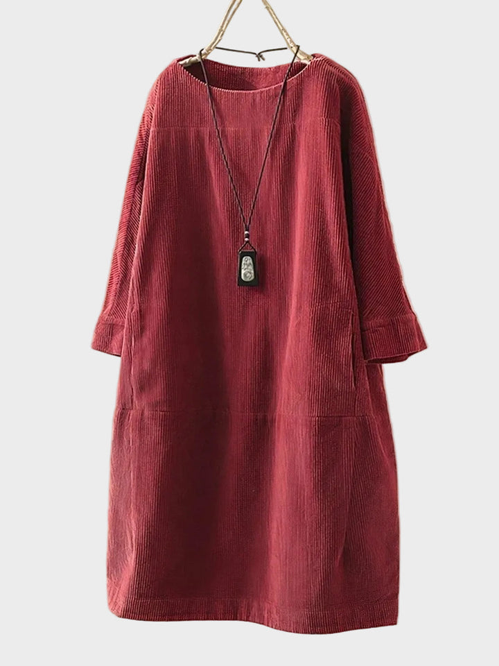 Ella - Midi made of delicate cord with a loose cut