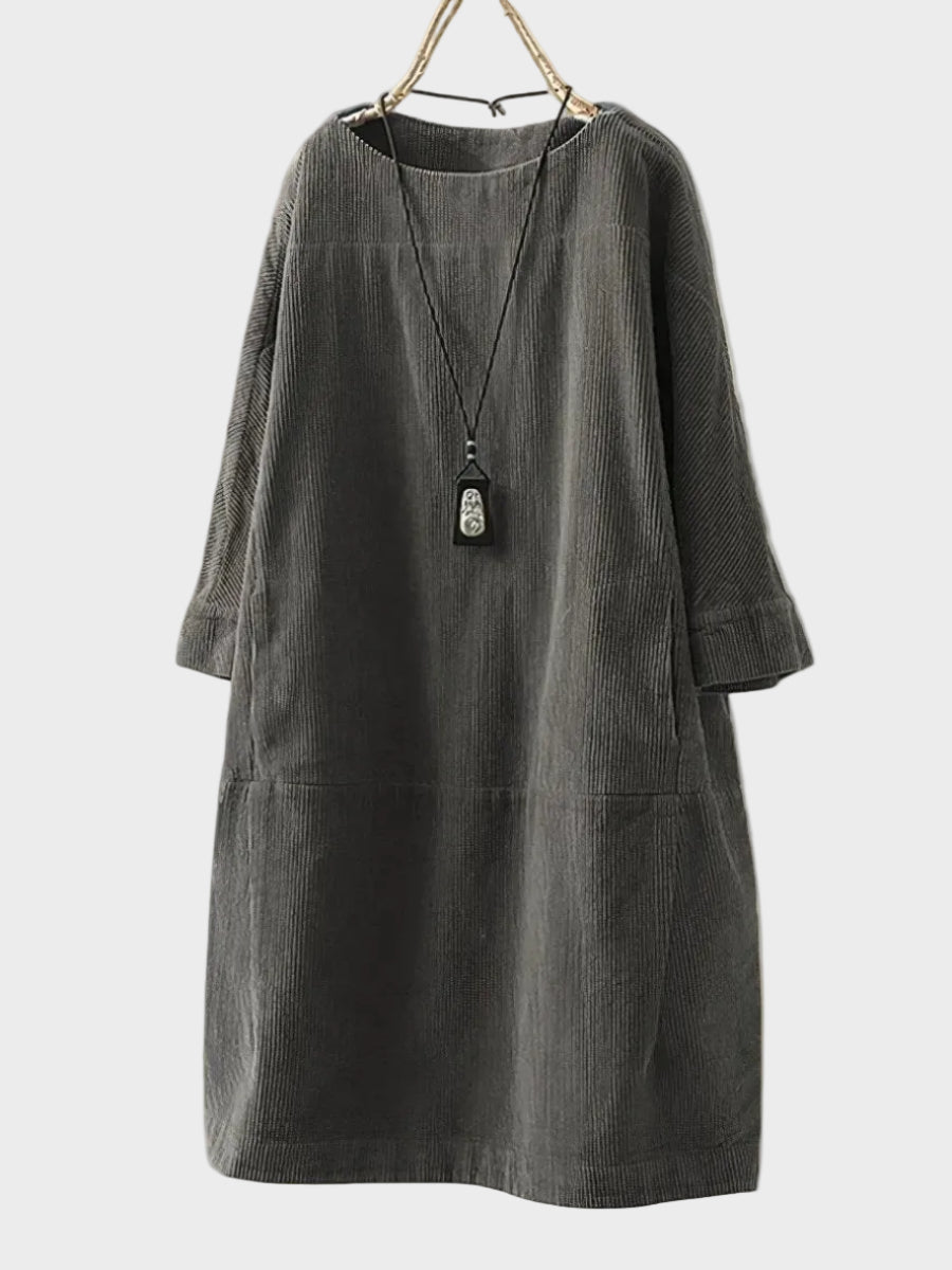 Ella - Midi made of delicate cord with a loose cut