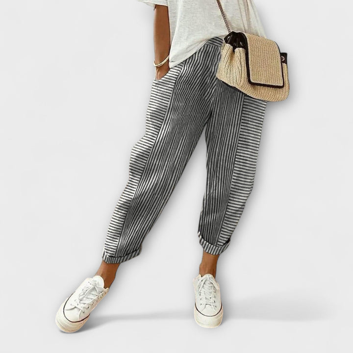 Sanne - Comfortable, ribbed trousers