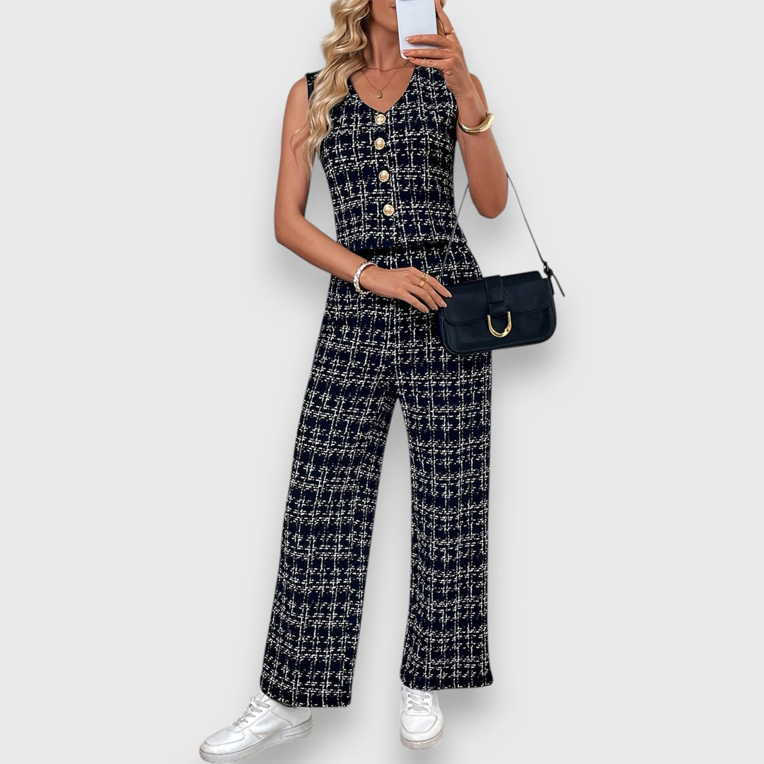 Jasmína - Two-piece set with a V-neck and matching trousers