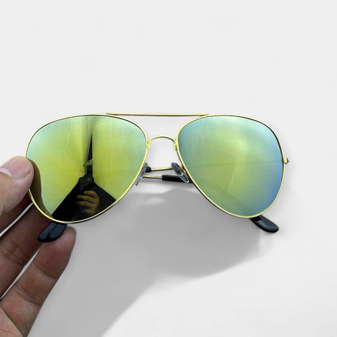 Retro glasses with mirror