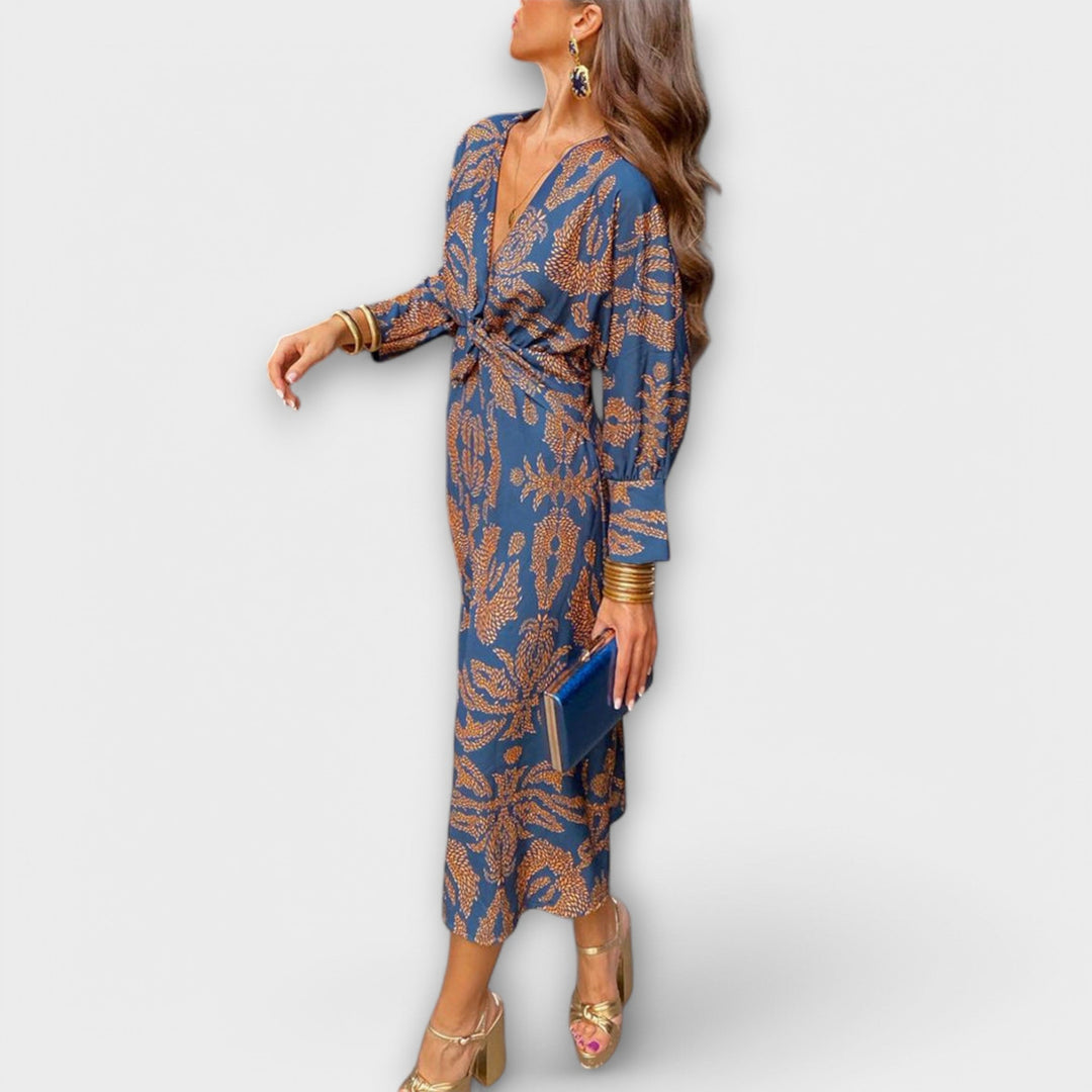Milada - Elegant Dress with Long Sleeves