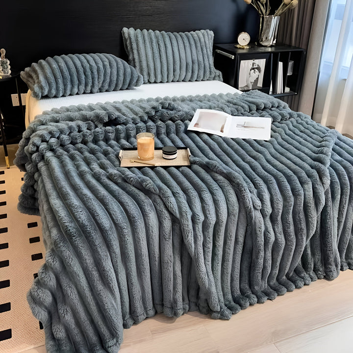 Wanda – Warm Fleece Blanket made of Flannel