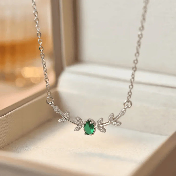 Émilie Emerald Necklace