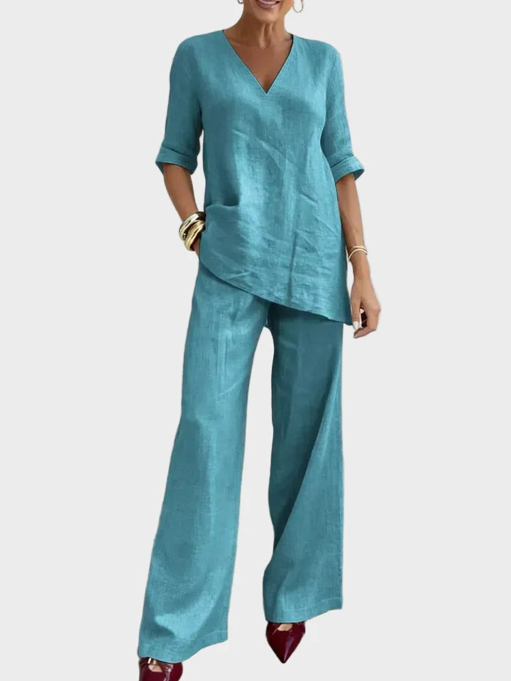 Susana - Two-piece set with a half-sleeved top and straight pants