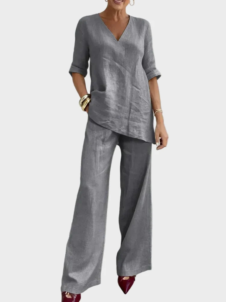 Susana - Two-piece set with a half-sleeved top and straight pants