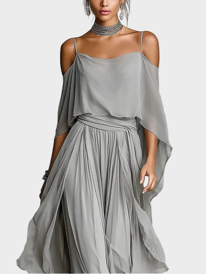 Isabela - Gray set with a strappy top and light trousers