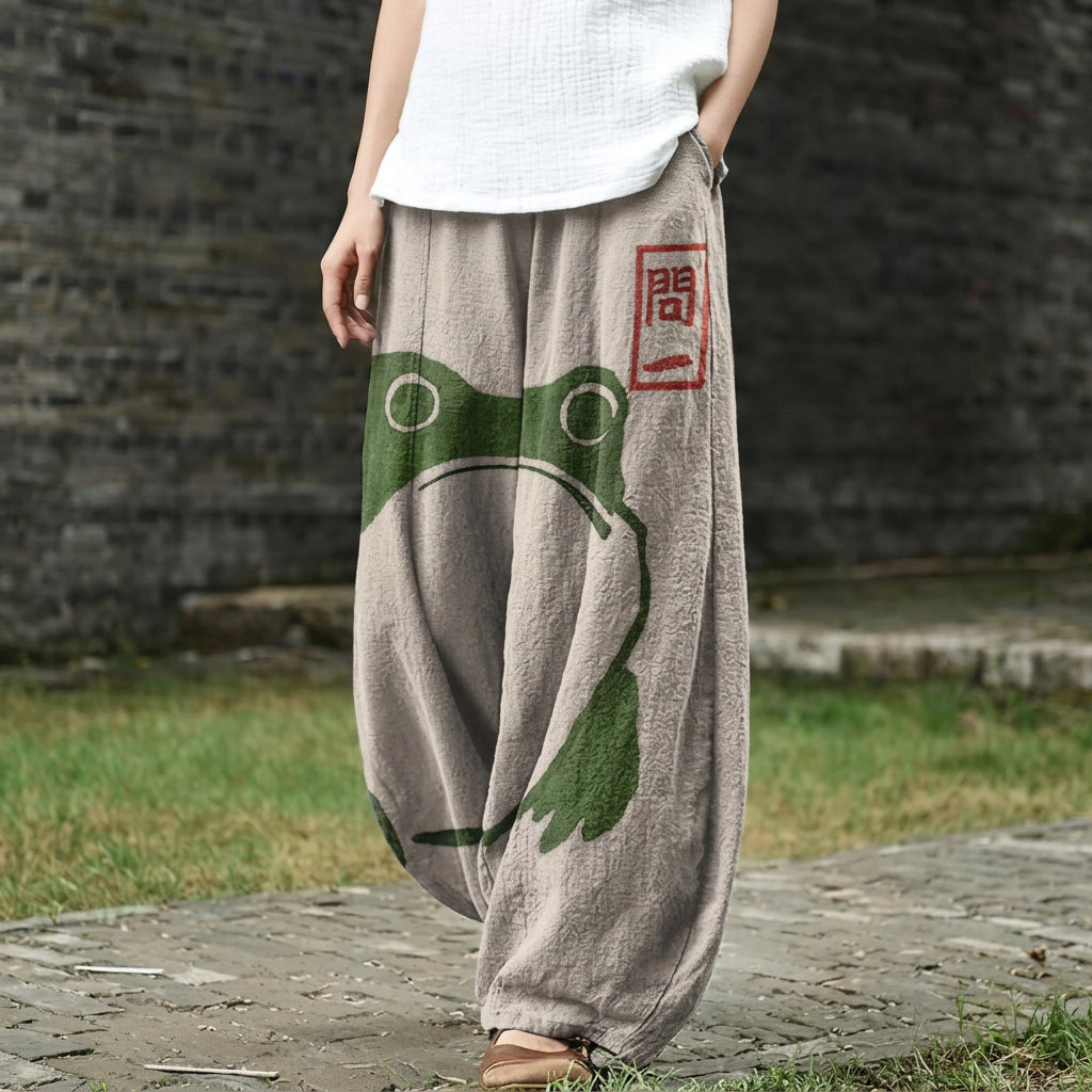 Agathe – Wide trousers with a frog motif