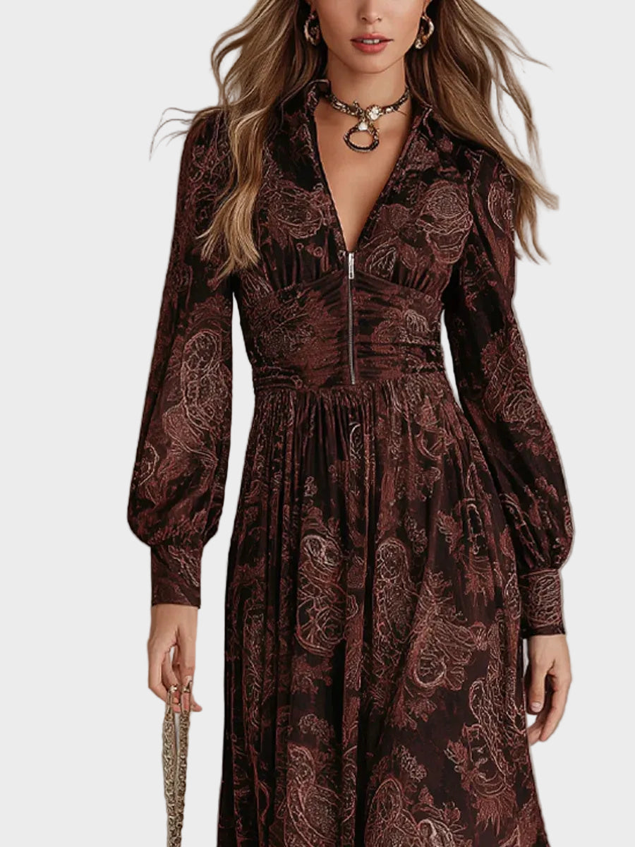 Maxi dress with a waist