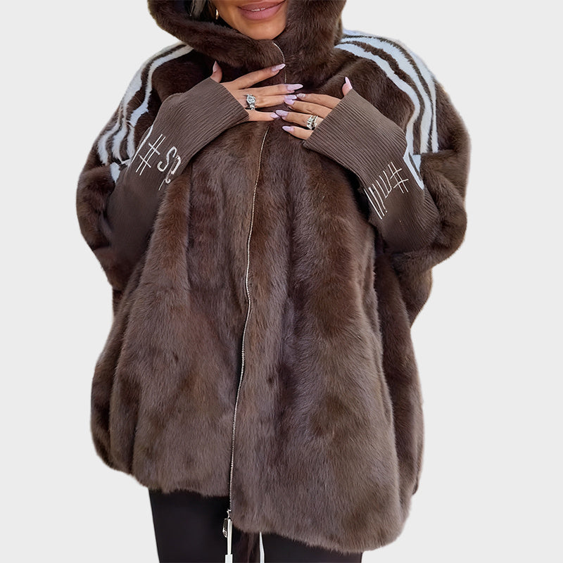 Karolína – Comfortable Coat with Hood