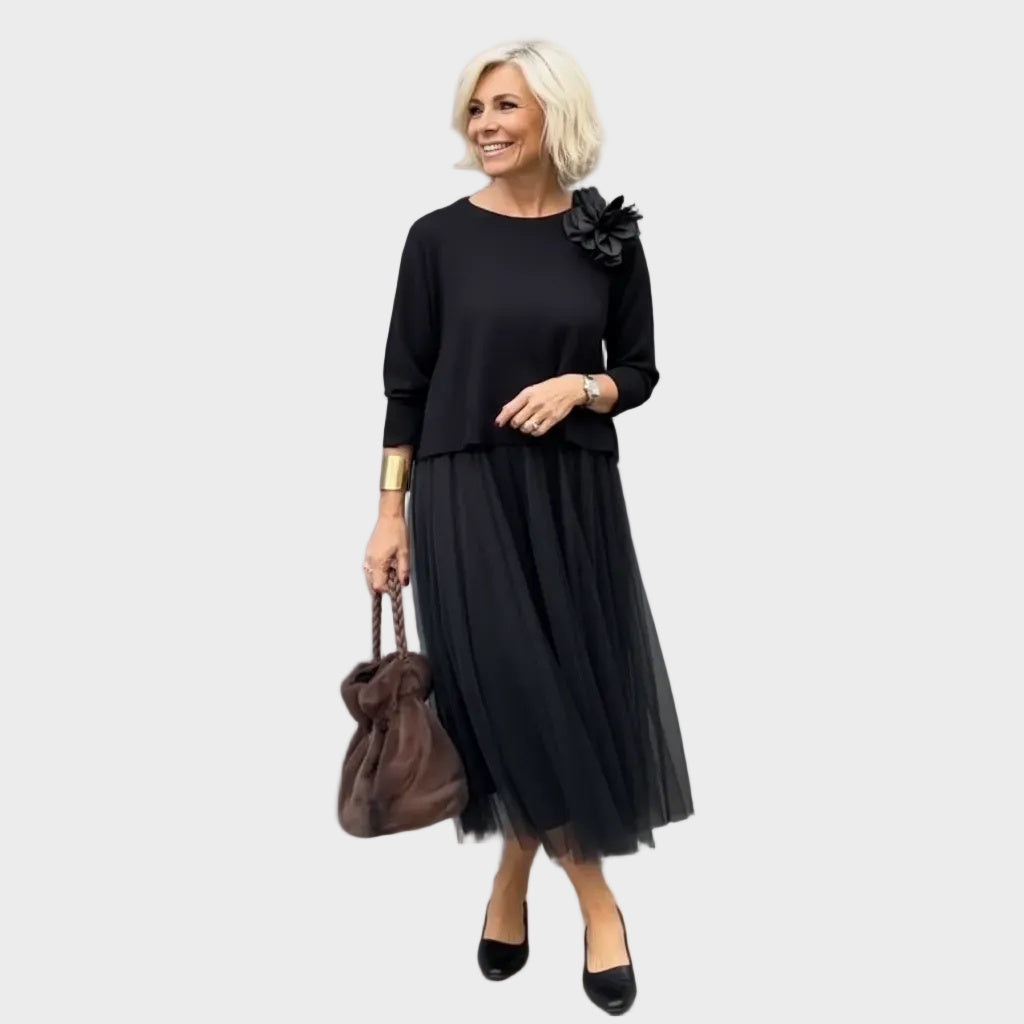 Elegant two-piece Emmie set