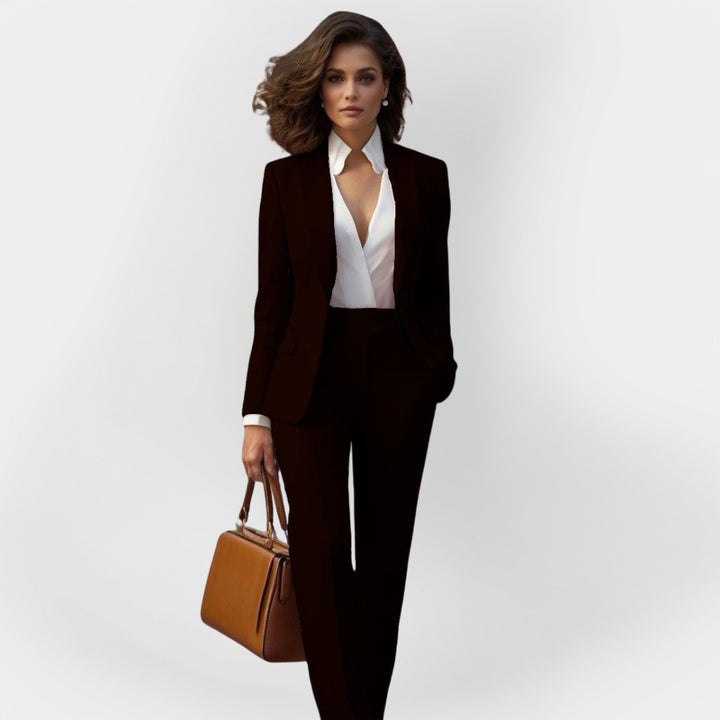 Elżbieta - Stylish women's suit