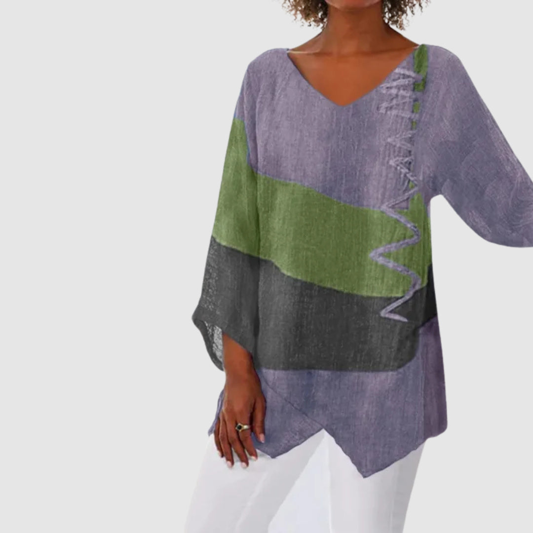 Lucie - V-neck sweater