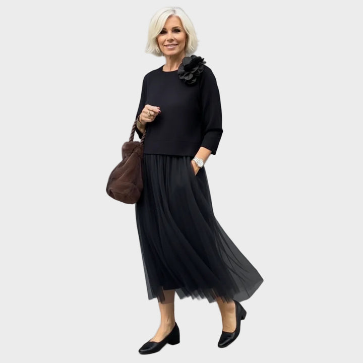 Elegant two-piece Emmie set