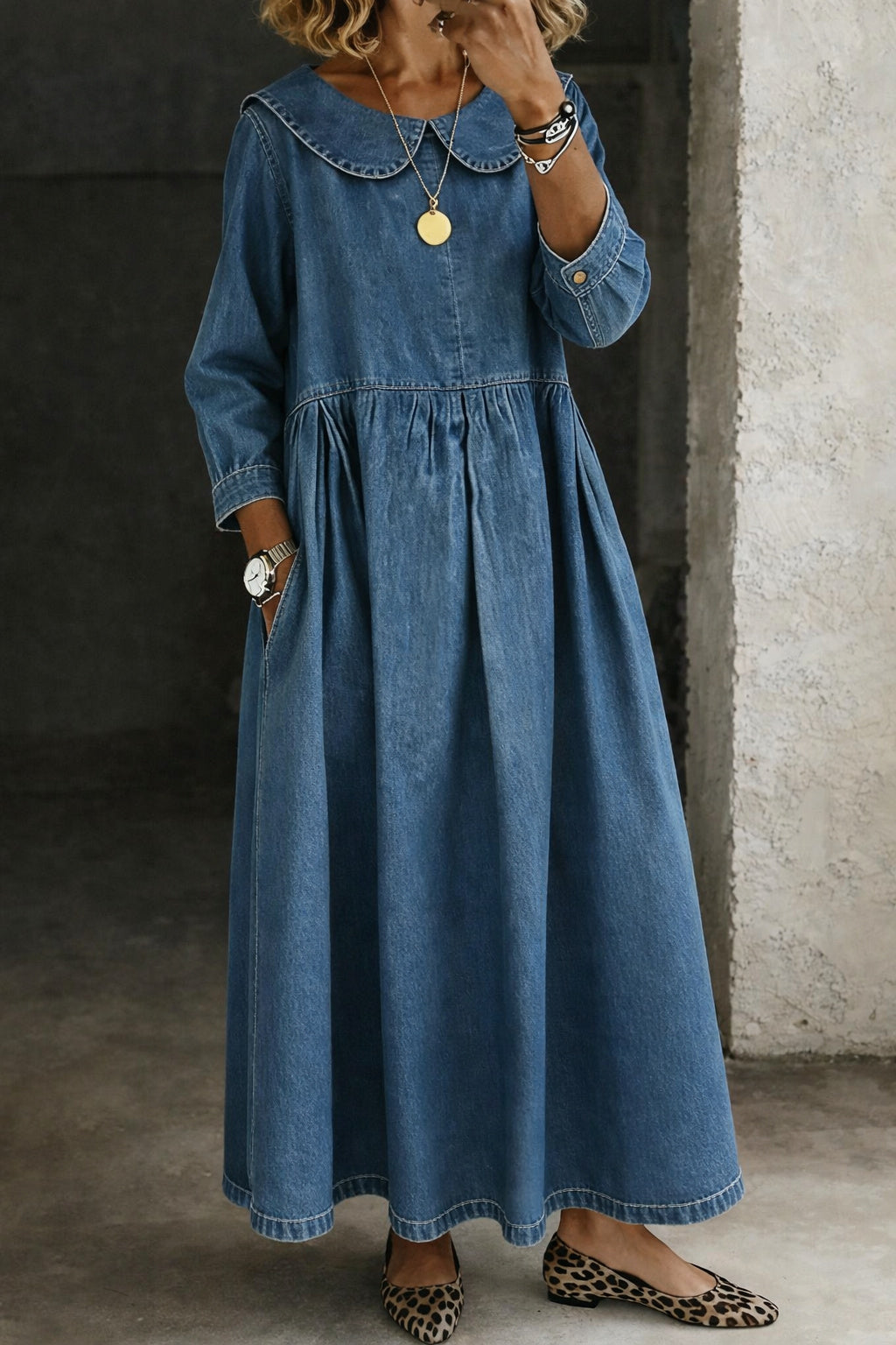 Otylia - Denim dress with a Peter Pan collar