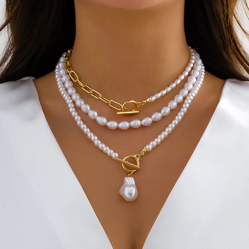 Vintage pearl necklace in a multi-layered design