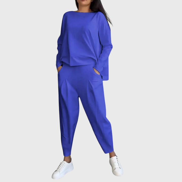 Štěpánka - Convenient foldable set