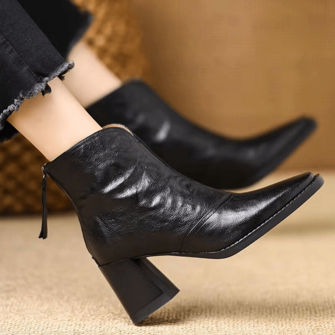 Klaudia - Luxurious mid-heeled ankle boots