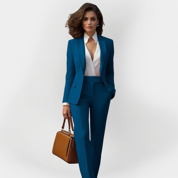 Elżbieta - Stylish women's suit